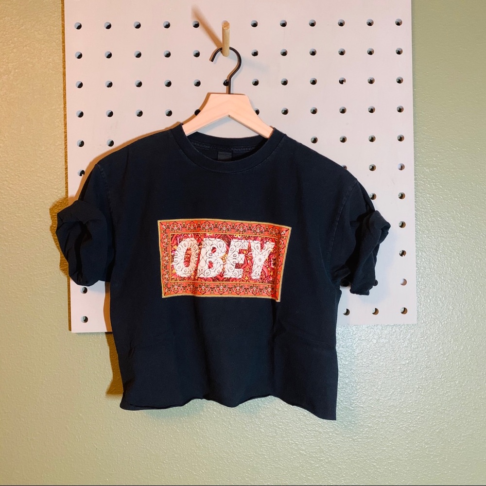 Obey Cropped Tee